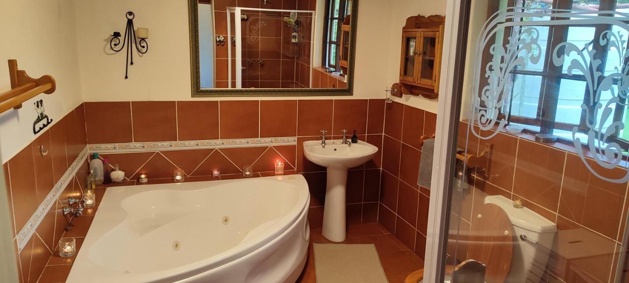 Cherbury Winterton Luaran gambar