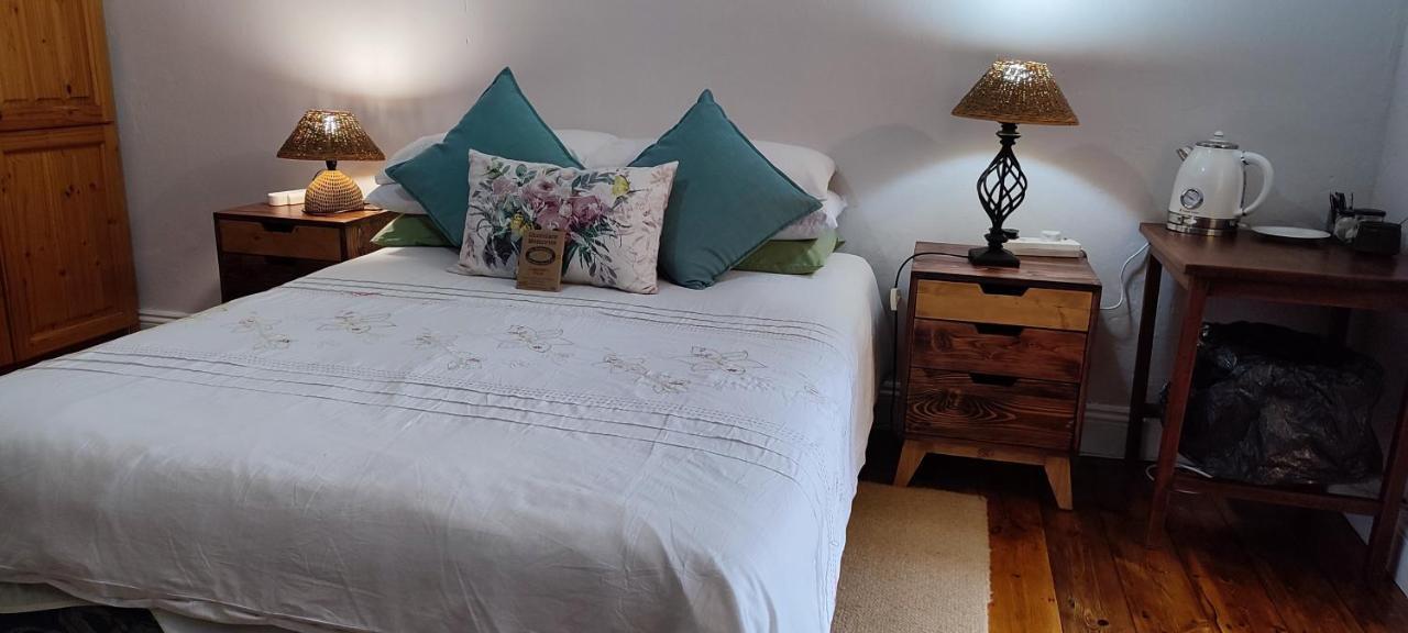Cherbury Winterton Luaran gambar